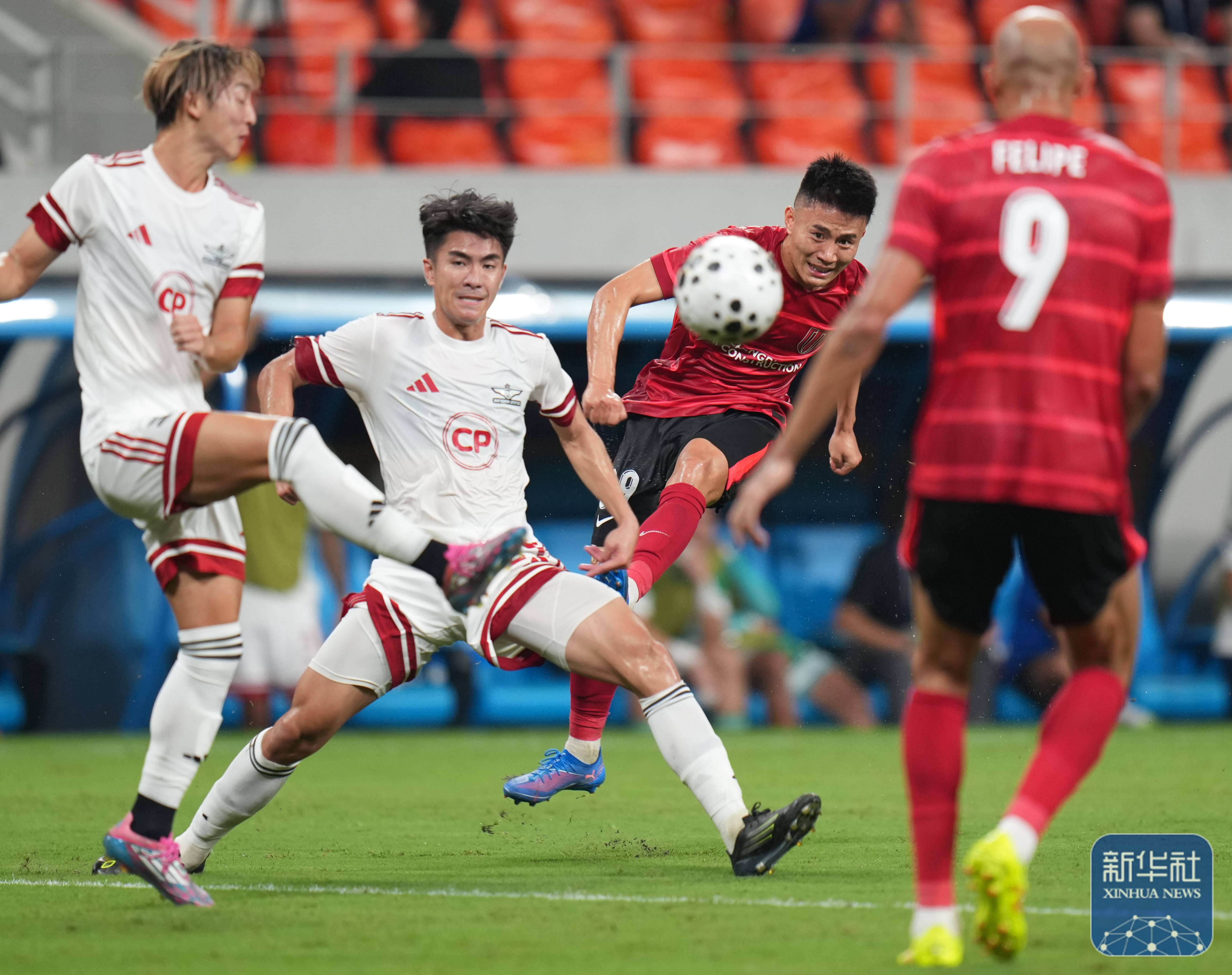 赛地聚焦——足总杯清晨热度飙升，曼联调整名单，目标明确，临场指挥获称赞(老罗中杯大杯特大杯什么梗)