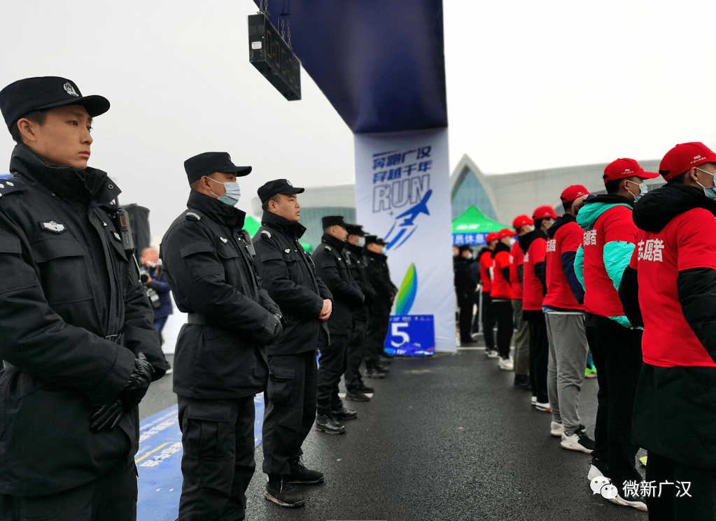 关于冲刺阶段欧超杯传出新动向，深圳男篮更衣室发声，管理层表态——赛场秩序良好，赛程密集仍需轮换的信息